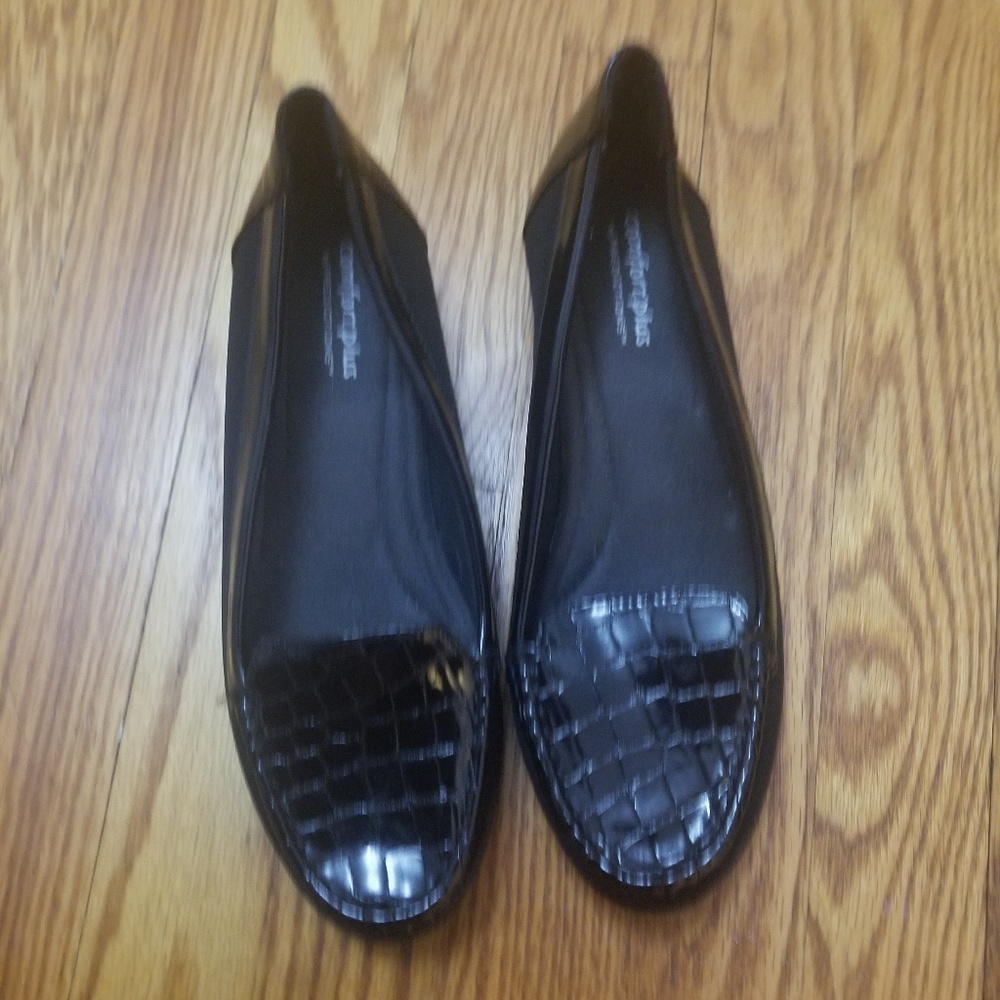 Faux Croc print Flats